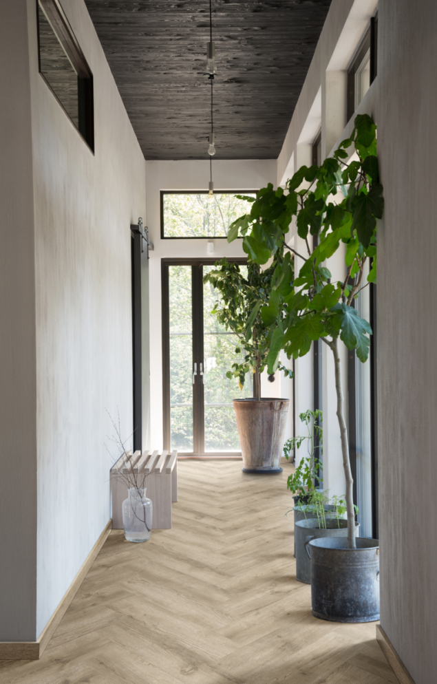 Montilla Herringbone Ringo